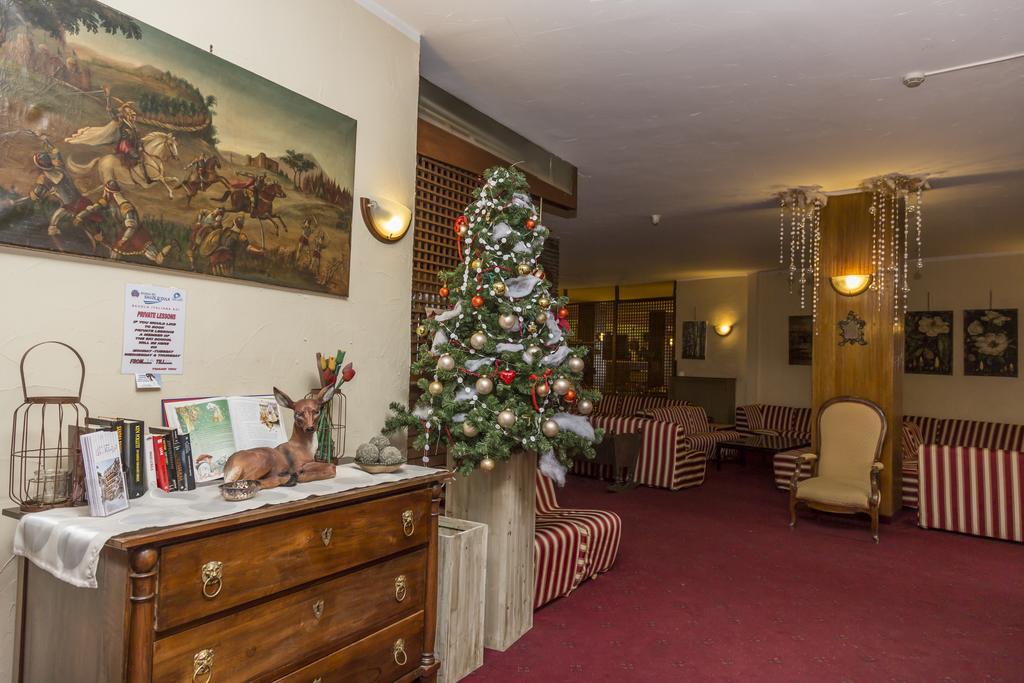 Hotel La Terrazza Sauze D'Oulx Exterior photo